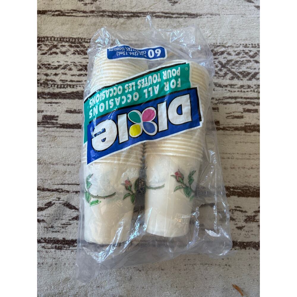 Vintage Dixie Cups 9oz Cold Cups Red Rose Stem Floral For All Occasions 60 Ct